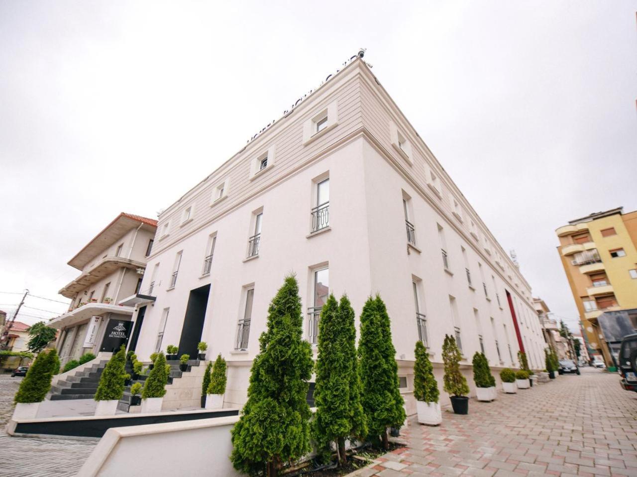 Richmond Hotel コルチャ エクステリア 写真