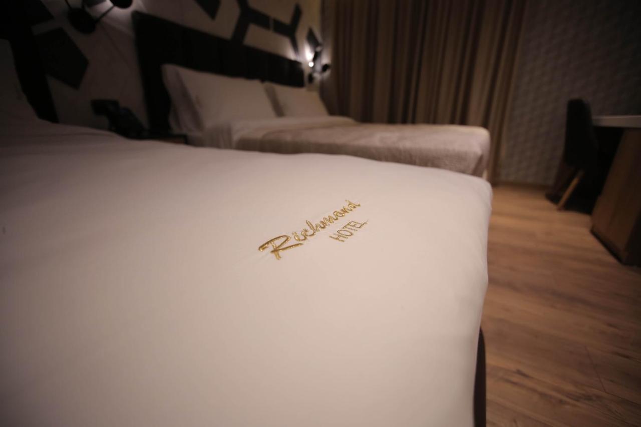 Richmond Hotel コルチャ エクステリア 写真
