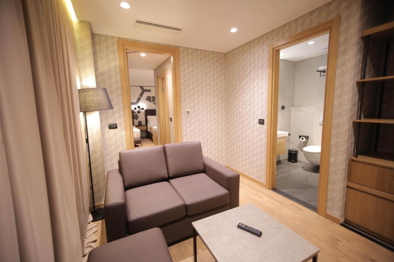 Richmond Hotel コルチャ エクステリア 写真